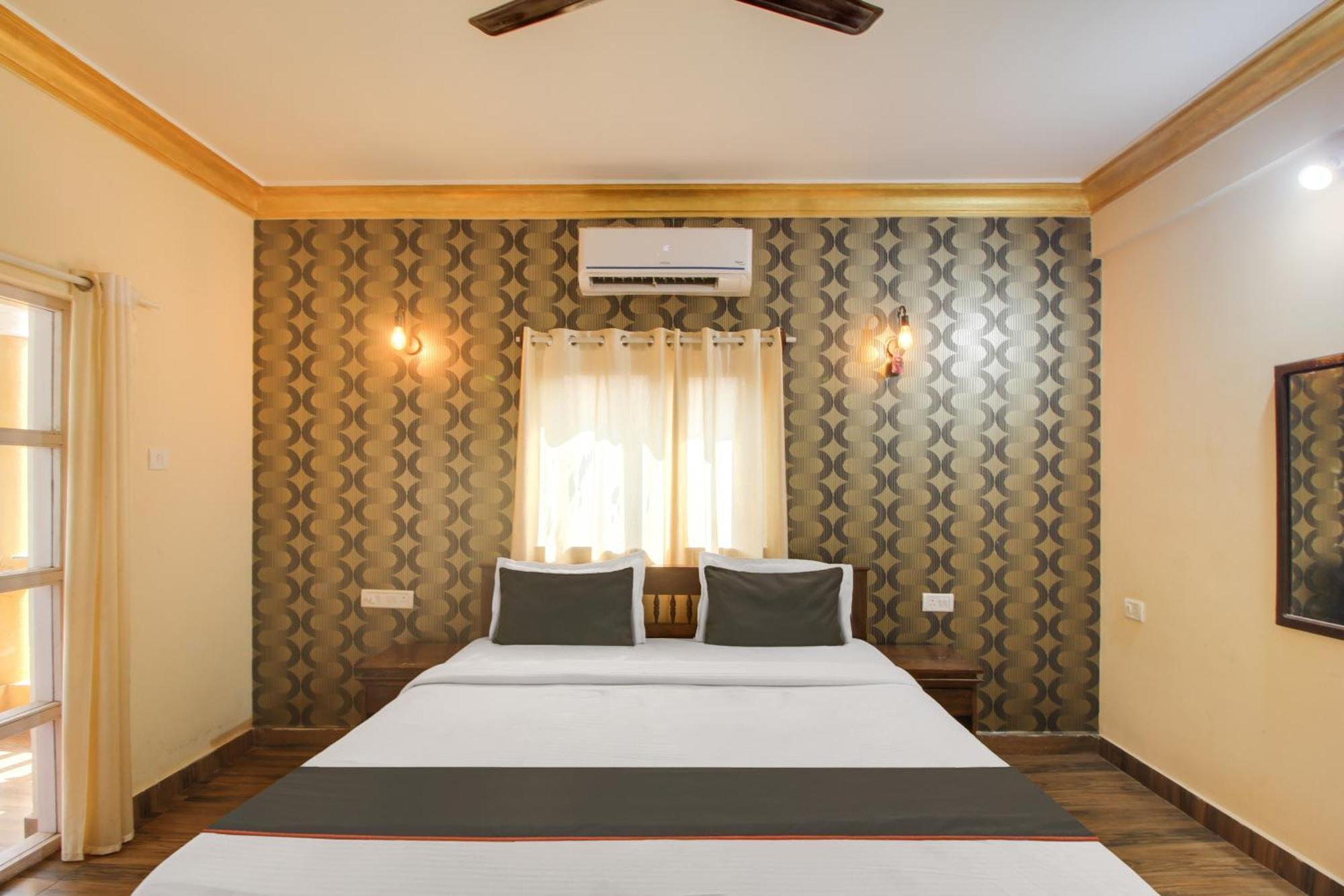 Hotel Collection O Romeos Place Baga Beach Calangute Exterior foto